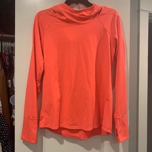 Gapfit woman’s long sleeve hooded running shirt